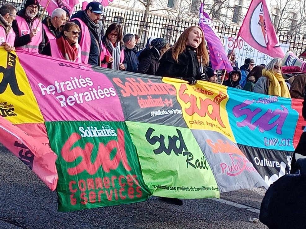Retraites: 15 000 à Avignon ce mardi 