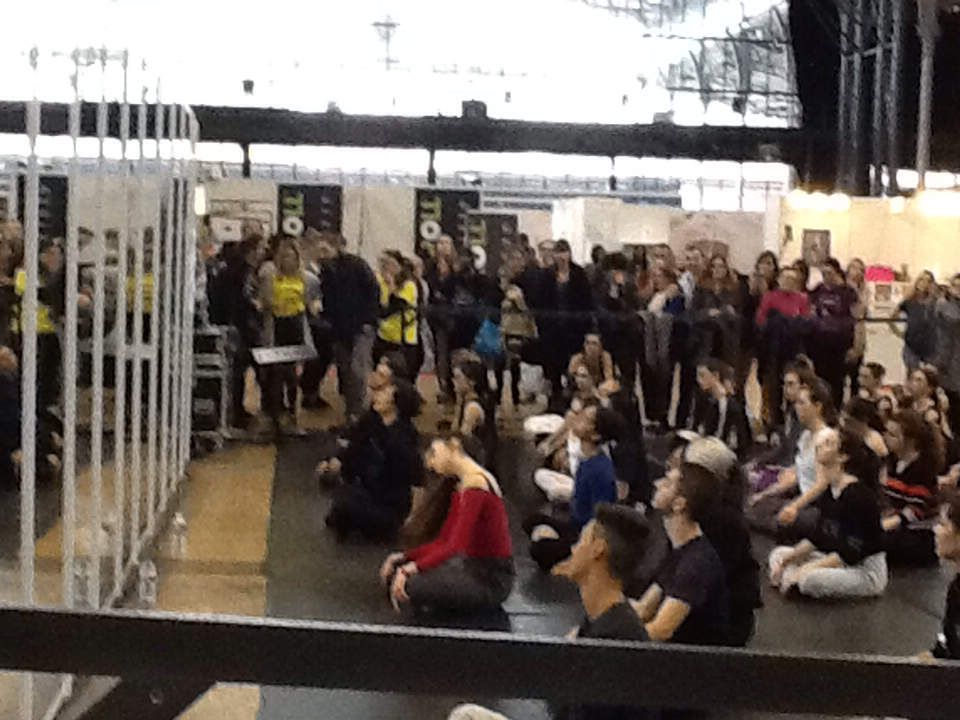 Cours de contemporain avec Pietragalla Paris 2018 Marjorie Ryhtme et révérence.