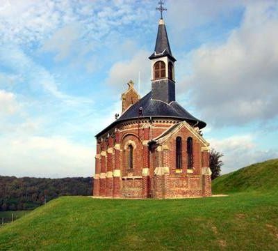 Les lieux de culte doivent être respectés : en cadeau une magnifique petite église ...