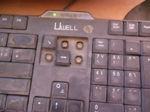 clavier d'ordinateur au cybercafé...