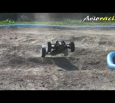 NOUVEAU E-PERFORMER 1/8 BL avioracing