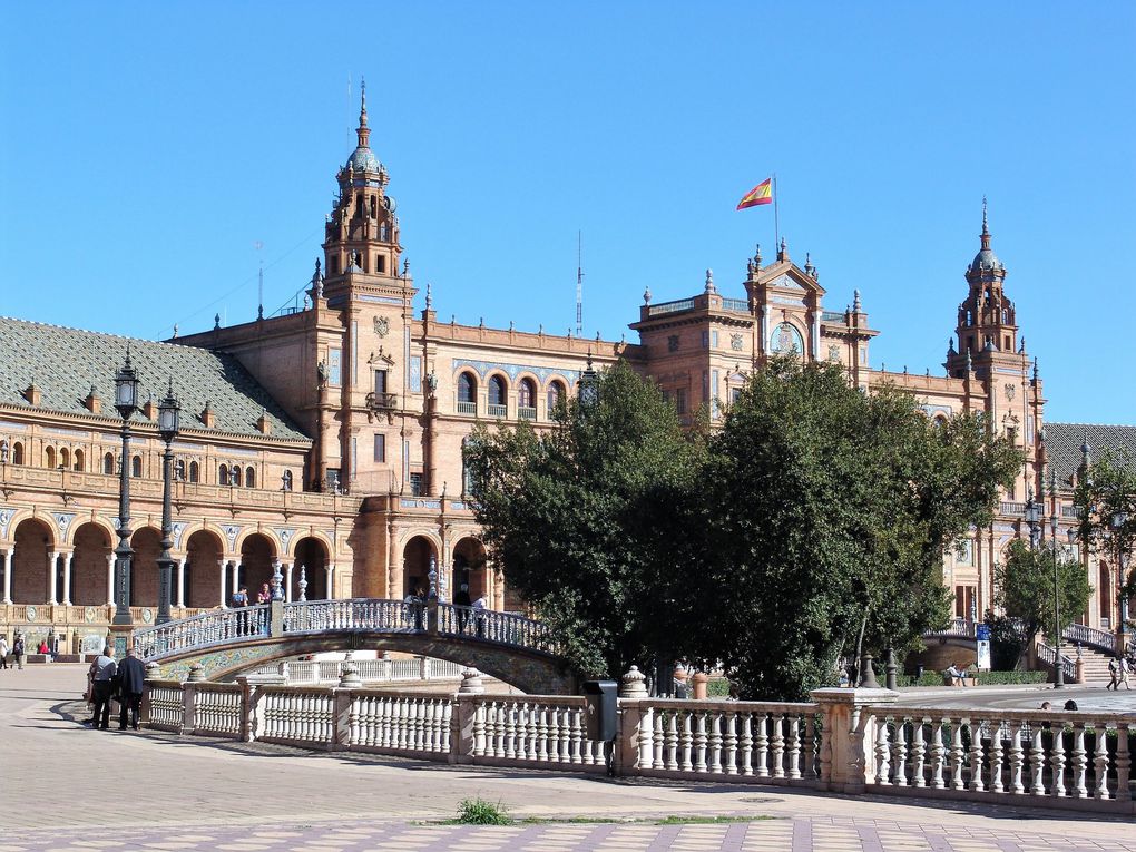 Seville (III)  L'Alcazar, la Cartuja, et autres lieux