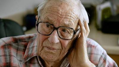 Bob Fletcher dies at 101; saved Sacramento farms of interned Japanese Americans