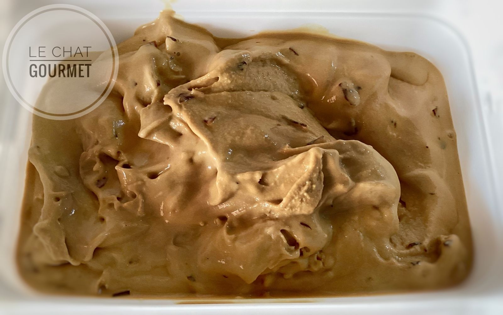 Crème glacée au caramel beurre salé et éclats de caramel de David Lebovitz
