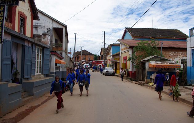 Madagascar: La crise socio-politique jette plusieurs écoliers hors de l'école