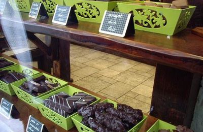 Puyo Artisan Chocolatier