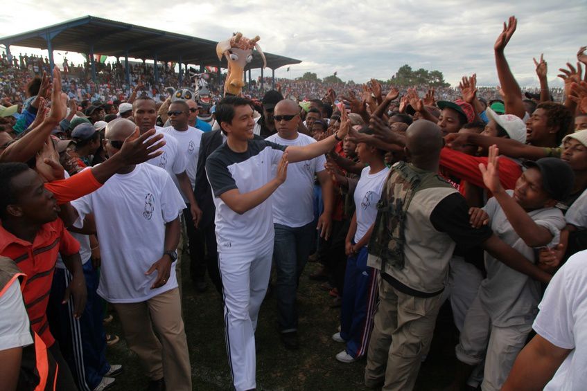 Inauguration du Kianja (Stade) Makis de Madagascar, à Andohatapenaka, par le Président Andry Rajoelina. 4ème partie. Photos: Harilala Randrianarison