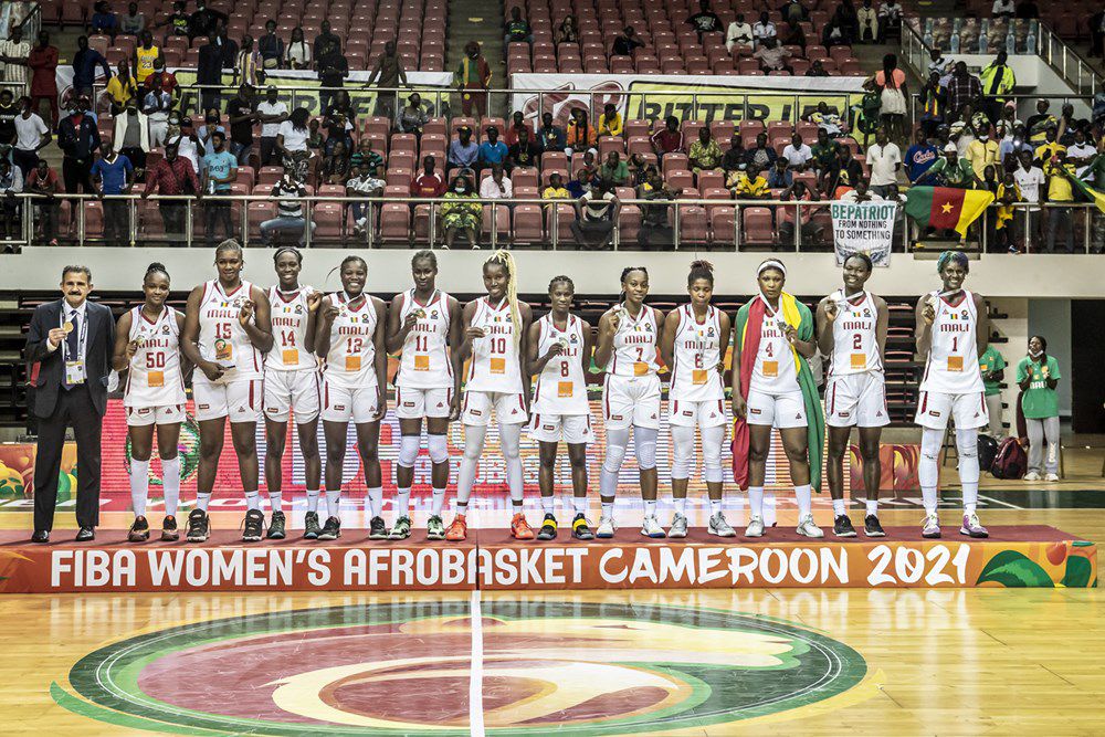 La capitaine Adaora Elonu élue MVP de l'AfroBasket féminin 2021