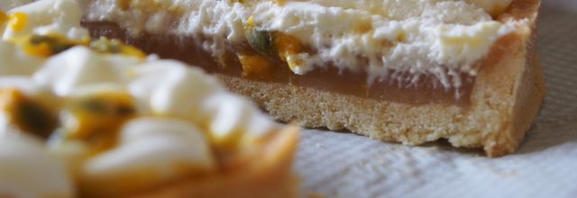 Tarte caramel-passion