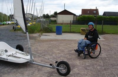 Au fait, on a fait du char à voile! Enfin, on a essayé...