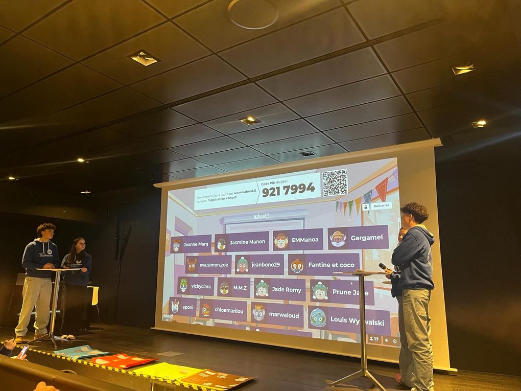 Le lycée en conférence à la Halle aux sucres