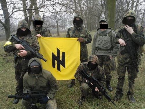 UKRAINE - OTAN : La réhabilitation du bataillon néonazi Azov en marche Image%2F1449569%2F20230129%2Fob_c3bba6_ukraine-fascisme