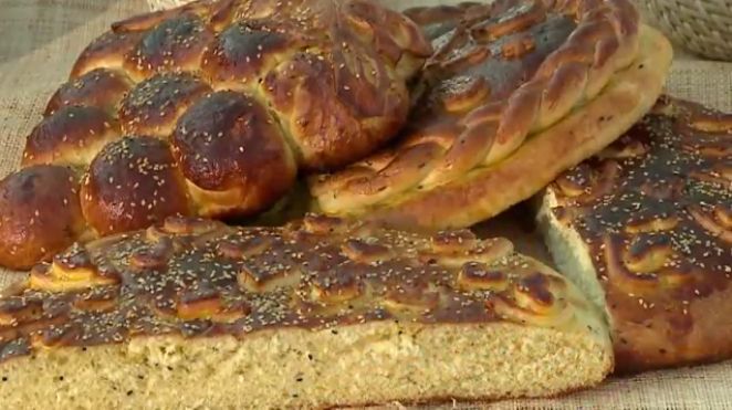 Khobz eddar , un pain traditionnel Algérien خبز الدار - خديجة جكون