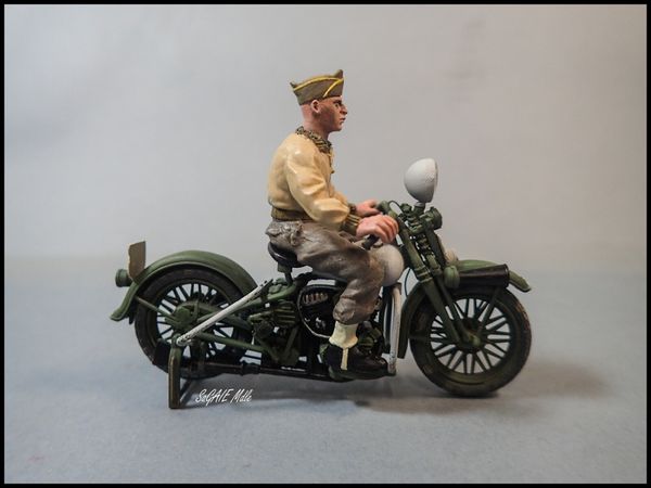 Acrobat M.P. (Harley-Davidson, Tamiya, 1/35)