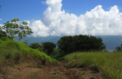 Crêtes au dessus du plateau de Taravao