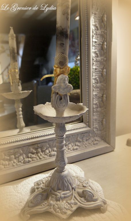 Bougie Chérubins, dentelle ancienne et angelot en plâtre... existe en 9 - 13 et 20 cm et bougies flambeaux