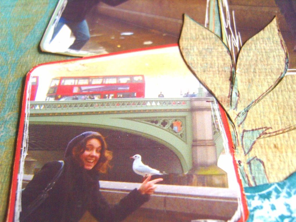 Coffret de l'album : carton d'emballage récupéré, scan de la célèbre photo des Beatles sur Abbey road encadrée par du carton ondulé ; la plaque : photo prise à Notting Hill, imprimée sur papier recyclé (d'où le gris), collée sur carton et
