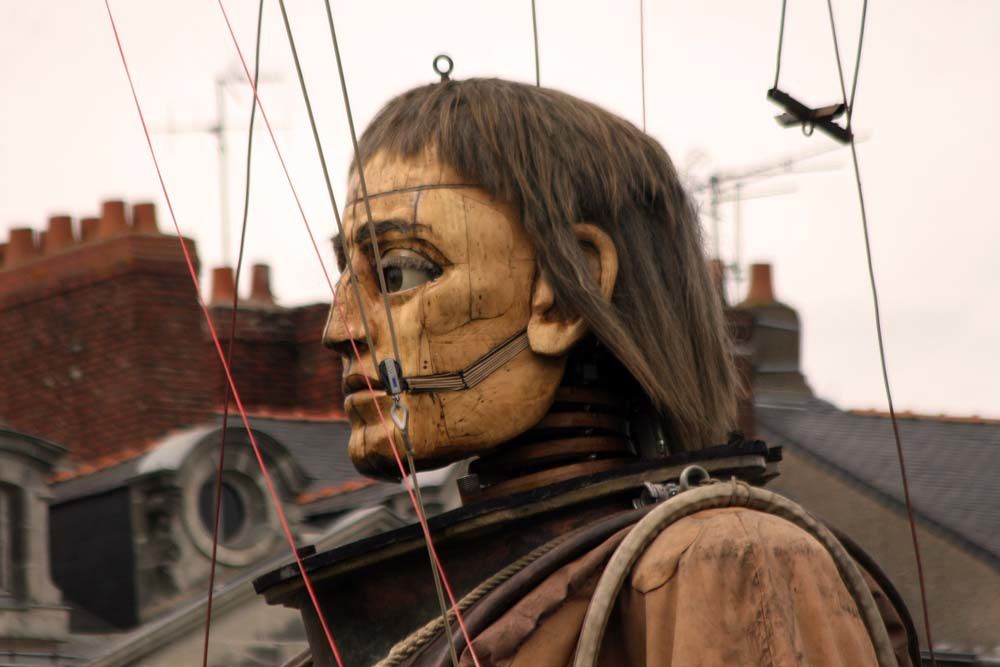 Les photos de la petite géante et du scaphandrier - Royal de Luxe Nantes 2009