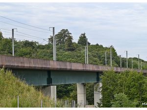 Le pont ferroviaire TGV à Bonne Fontaine !