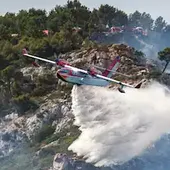 Airbus s'intéresse au programme de bombardier d'eau amphibie Fregate-F100