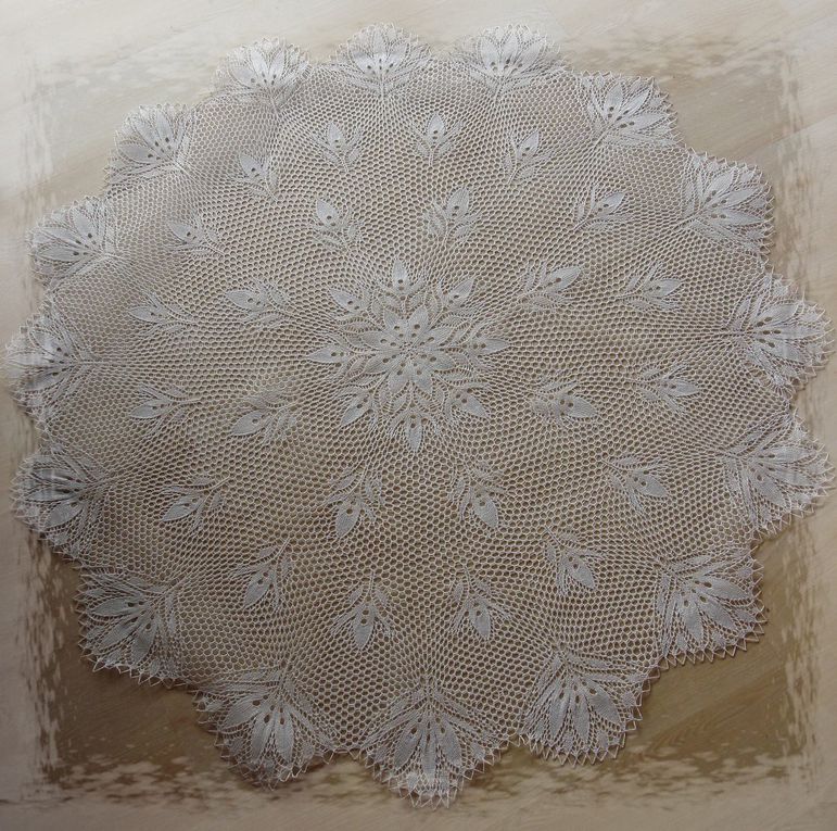 Tricot d'art
Lace knitting
Kunststricken