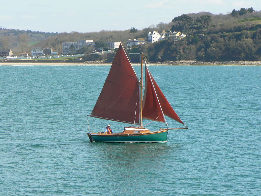 Pointe du Millier,
Pointe du Raz
Baie des Trépassés
Pointe du Van
Douarnenez