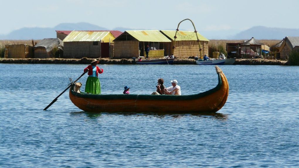 Album - titcaca-iles-flottantes