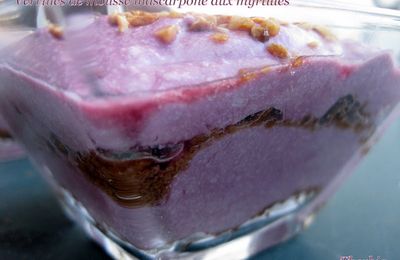 Verrines de mousse mascarpone aux myrtilles