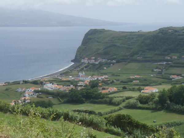 5 jours de relache sur l'île de Faial aux Açores avant la course retour en août 07