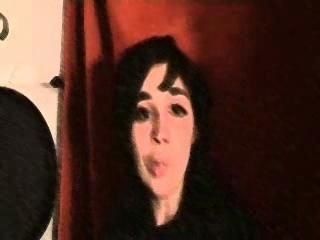 sista cheefa, une grande rappeuse parisienne qui fut aussi chargée de découvrir et sélectionner de nouveaux artistes