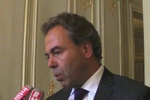 Enregistrement vidéo de l'intervention de Luc Chatel devant les responsables des Equipes Mobiles de Sécurité le 25 août 2010