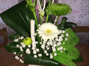 Belle composition florale lys et germini blanc ! 