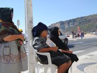 Femmes de Nazaré et Praia (Portugal) 