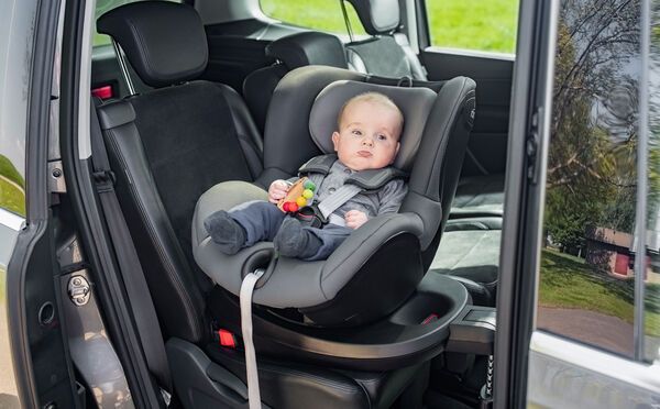 Test Du Bebe Confort Axissfix Et Axissfix Plus I Size Securange Le Blog