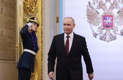 Russie : pour son cinquième mandat, Vladimir Poutine promet la victoire face à l'Ukraine