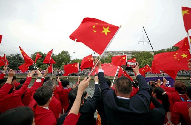 DE LA RÉVOLUTION SOCIALISTE EN CHINE