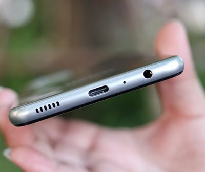 Comment régler le problème de la batterie du Galaxy A23 qui ne charge pas ?