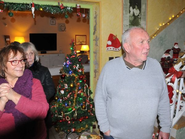 La maison aux mille feux et la crèche de Ghislaine et Bernard