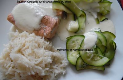 Saumon - Courgettes - riz sauce à la crème citron