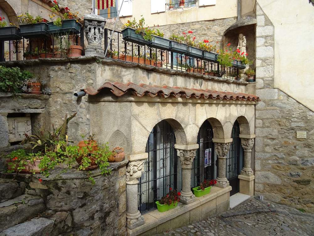 PRATS DE MOLLO une cité fortifiée du haut vallespir