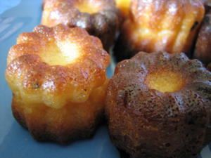 Cannelés bordelais