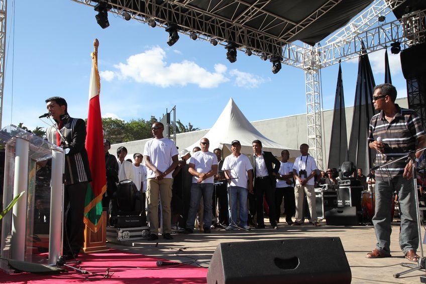 Dans le cadre du IIè anniversaire de la IVèRépublique, le couple présidentiel, Andry et Mialy Rajoelina, a inauguré le «Coliseum de Madagascar» sis à Antsonjombe. 3è partie. Photos: Harilala Randrianarison