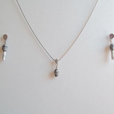 Parure en jaspe toile zèbre et Howlite blanc marbré