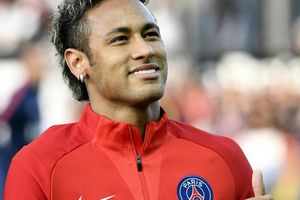 Neymar: Players union want to end 'transfer madness' 