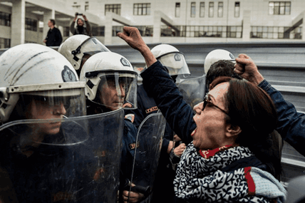 Qui va oser maintenir sa solidarité avec les Thatcher's boys d'Athènes ? 