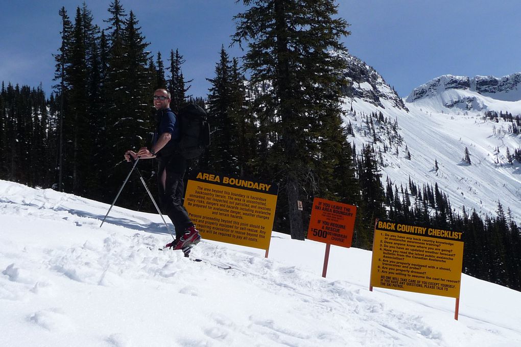 Deux mois bien charges : ski de rando entre Colombie Britannique et Alberta, kayak sur Vancouver Island, visite de Toronto et Ottawa, canoe en Ontario, debut du printemps a Montreal et Mont Tremblant, chutes du Niagara et decouverte du Nouveau Brunsw