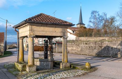 HENNECOURT, un charmant village de la Plaine des Vosges