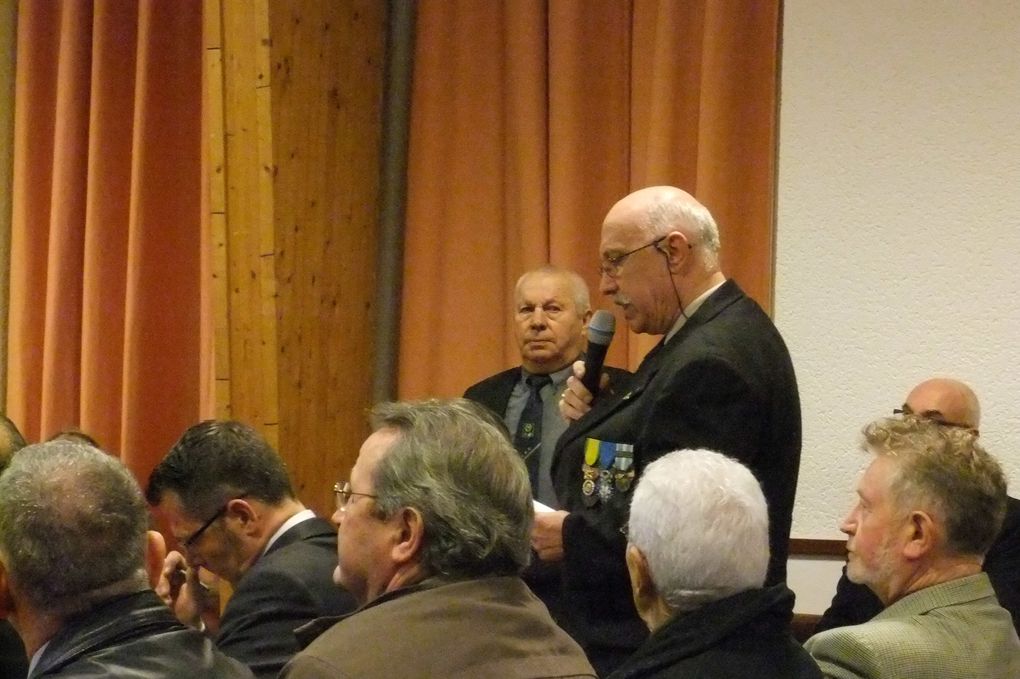 Quelques photos de la visite du secrétaire d'état aux anciens combattants à Sainte-Anne d'Auray.