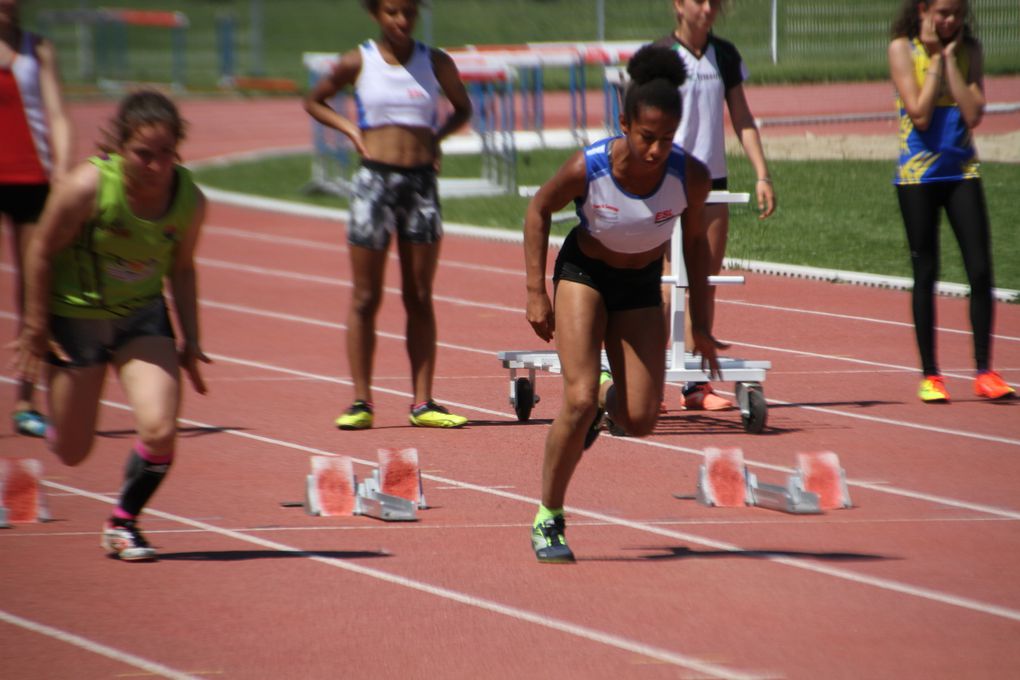 Camille Moulard et Marion Peju médaillées aux championnats du Rhône minimes