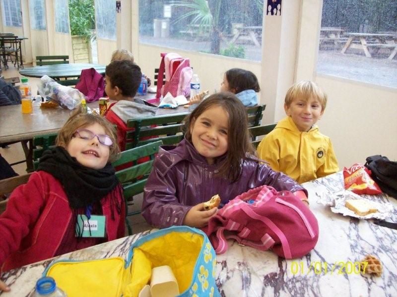 Partagez avec nous quelques-unes sorties réalisées cette année : Le bois de Creuse, la ferme d'antan, le parc de Thoiry, le voyage à Canterbury en Angleterre...